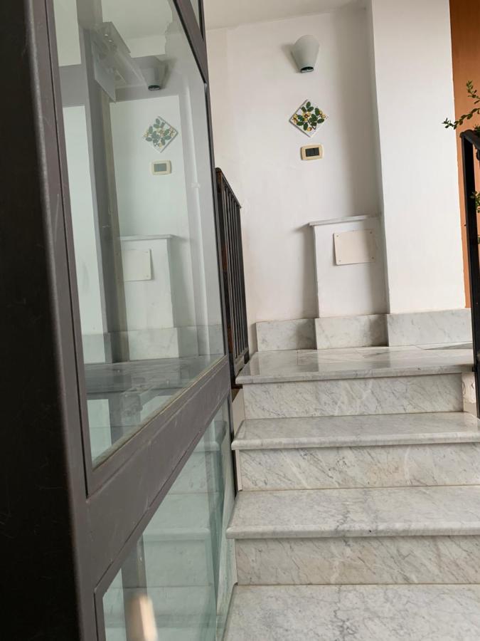 Palazzo Resuttana Leilighet Palermo Eksteriør bilde
